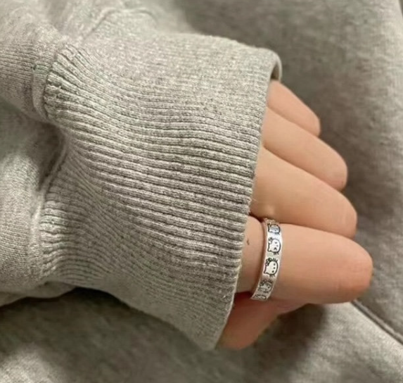 Sanrio Hello Kitty Ring 4 mm Silver Plated Ring
