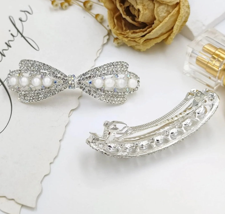 Silver patent hair clip (Copy)