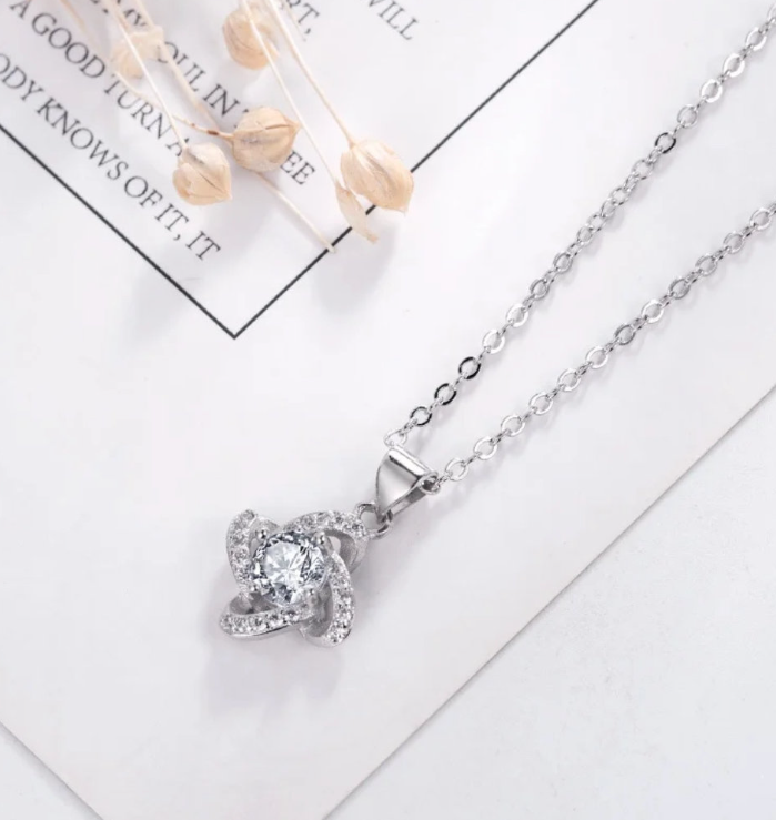 "To My Best Mom' Pendant Necklace