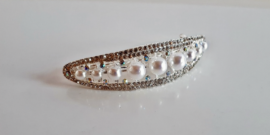 Elegant Pearl & Crystal Shiny Hair Clip.