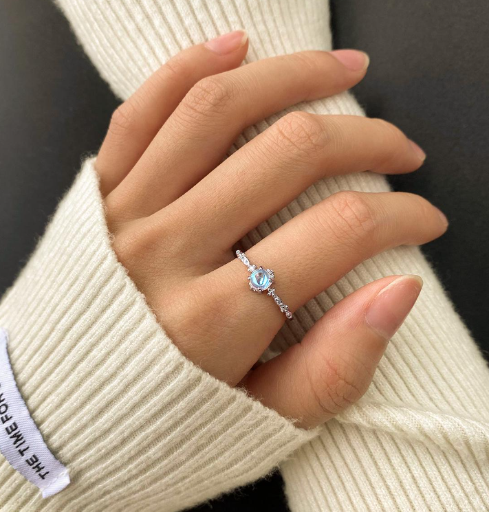 Sterling 925 Silver Ring With Moonstone