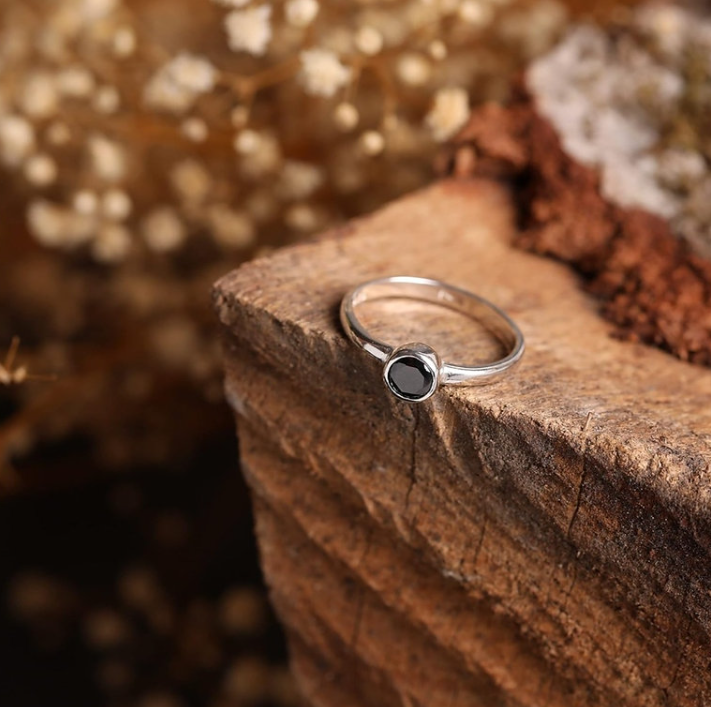 Black Onyx Style Silver Ring – 1mm Minimalist Midi Band (Size 4)