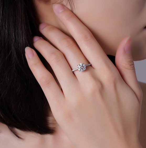 Round Cut 1.5ct Moissanite Promise Ring – Premium White Gold Plated