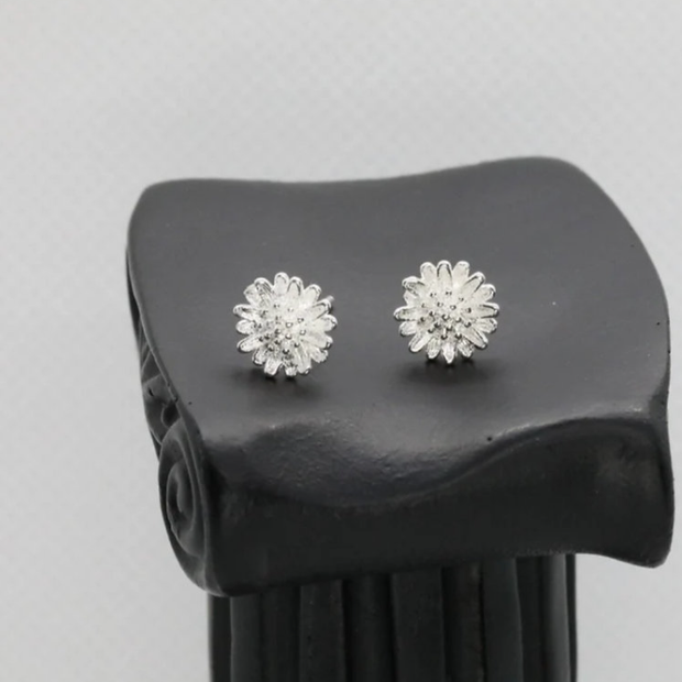 Delicate Silver Flower Studs – Elegant 4mm Everyday Earrings