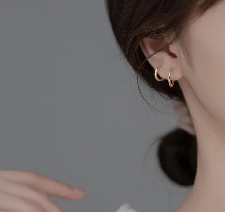 10mm Gold Huggie Hoop Earrings – Premium 925 Sterling Silver Base