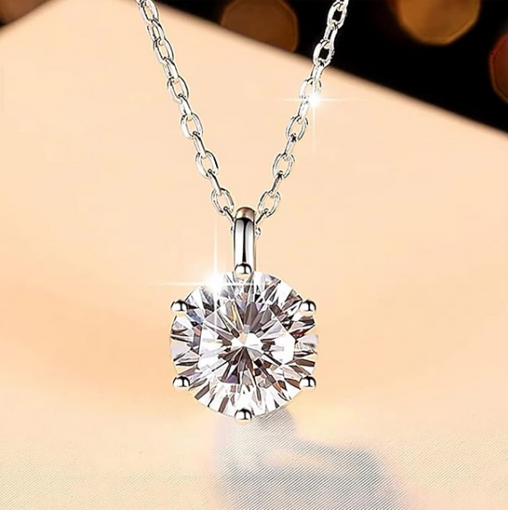 Sterling Silver Necklace With Moissanite