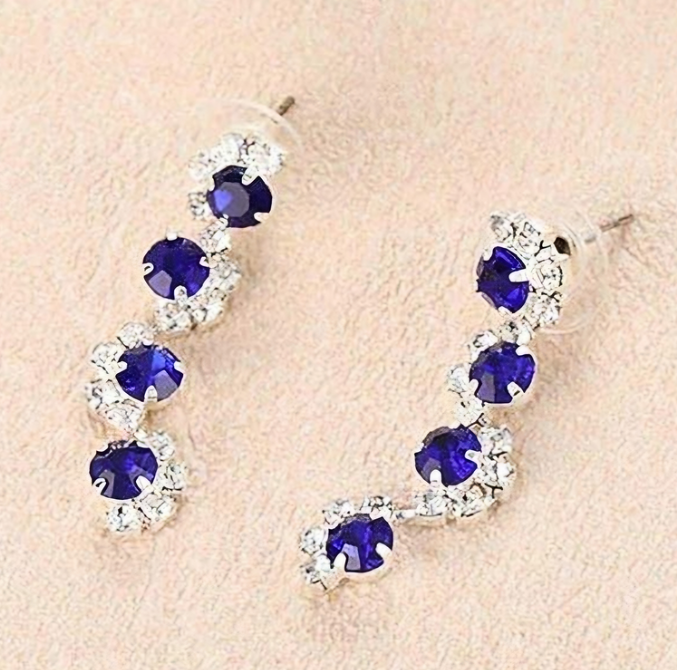 Fashion Set: Earrings With Necklace