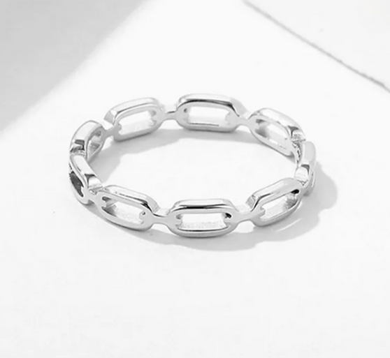 Geometric Link Stainless Steel Ring – Modern Open Band