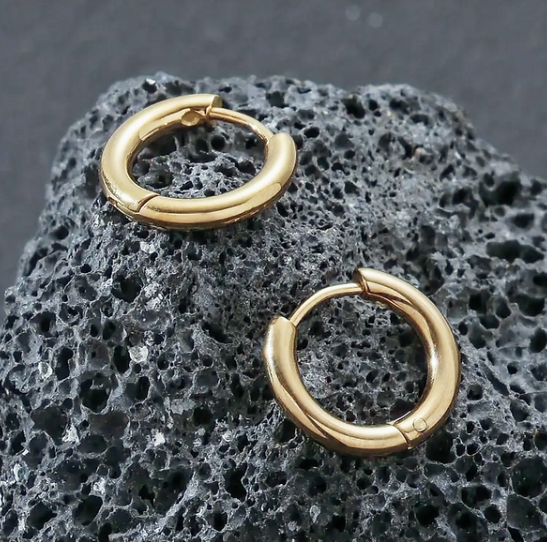 Small Hoop Earrings 2 mm