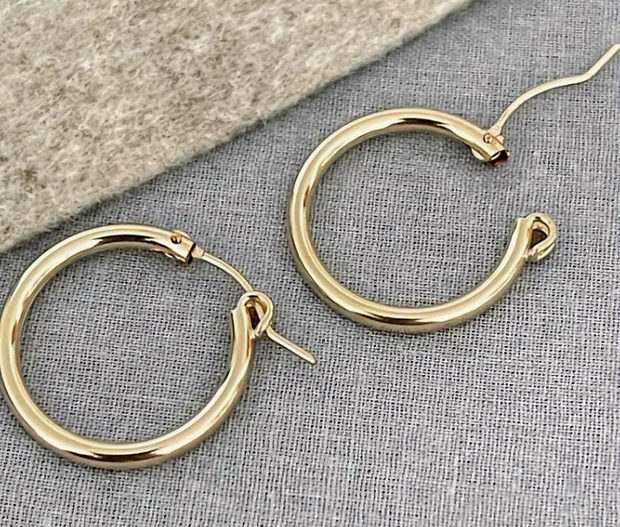 Classic 14K Gold-Filled Hoop Earrings – 2 mm Sleek Minimalist Jewelry