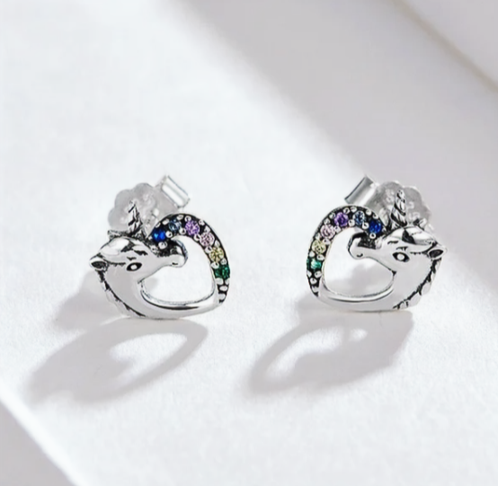 Unikorn Stud Earings