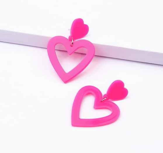 Playful Pink Heart Acrylic Drop Earrings – Statement Fashion Jewelry