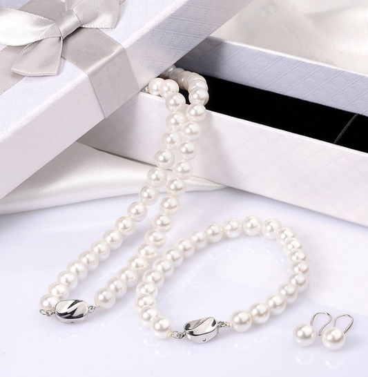 Pearl Necklace Set