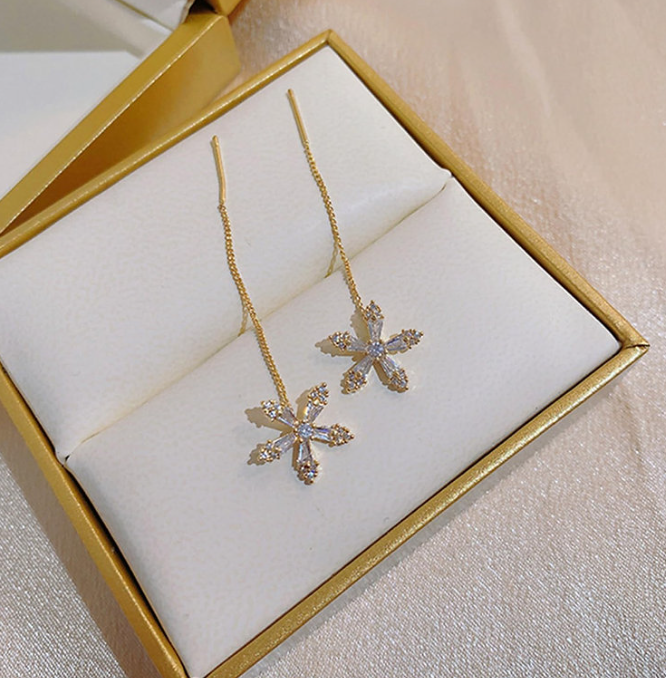 Trendy Long Tassel Zircon Flower Star Pendant Drop Earrings