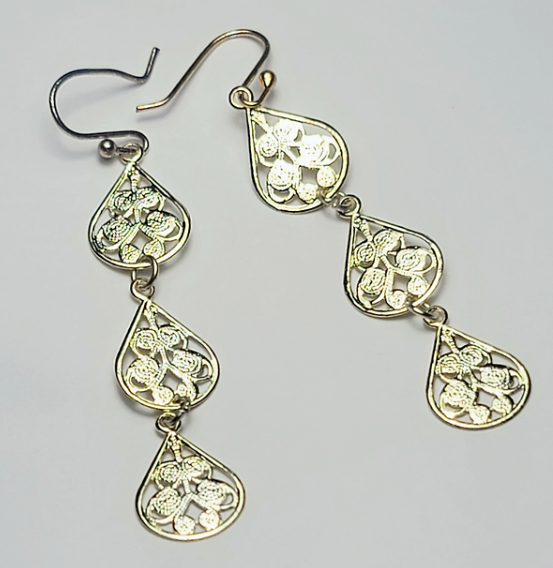 Gold Tone Textured Teardrop Earrings (6cm) – Vintage Boho Jewelry