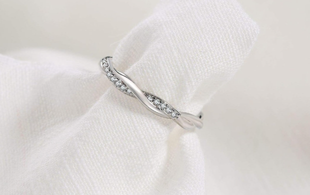 Cross-Wound Zirconia Ring 3mm – Intertwined Silver Steel Band