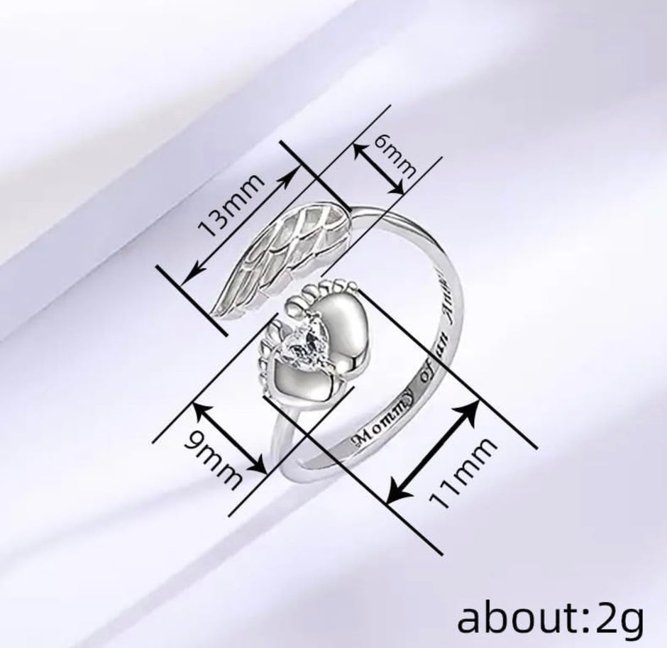 Angel Wings Heart Ring – Perfect 14K White Gold Plated Newborn Gift for Mom