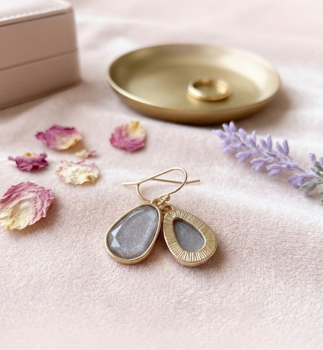Sparkling Gray Teardrop Dangle Earrings – Gold Plated