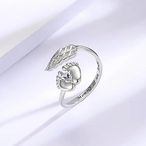 Angel Wings Heart Ring – Perfect 14K White Gold Plated Newborn Gift for Mom