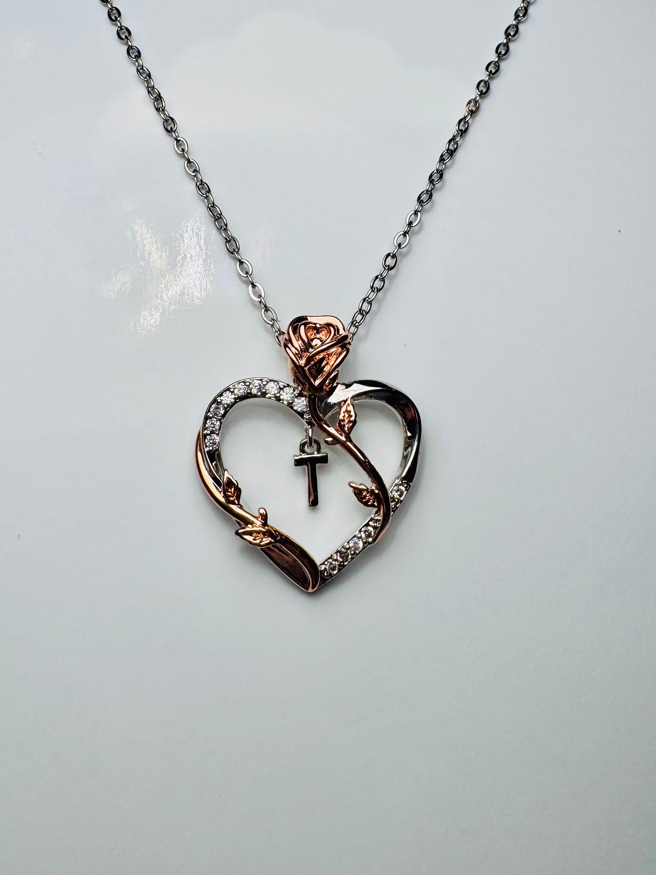 Stainless Steel Heart Rose Necklace – Adjustable Pendant Chain for Women