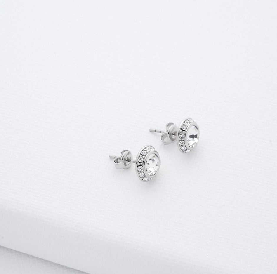 Elegant Crystal Halo Rhinestone Stud Earrings – 15mm