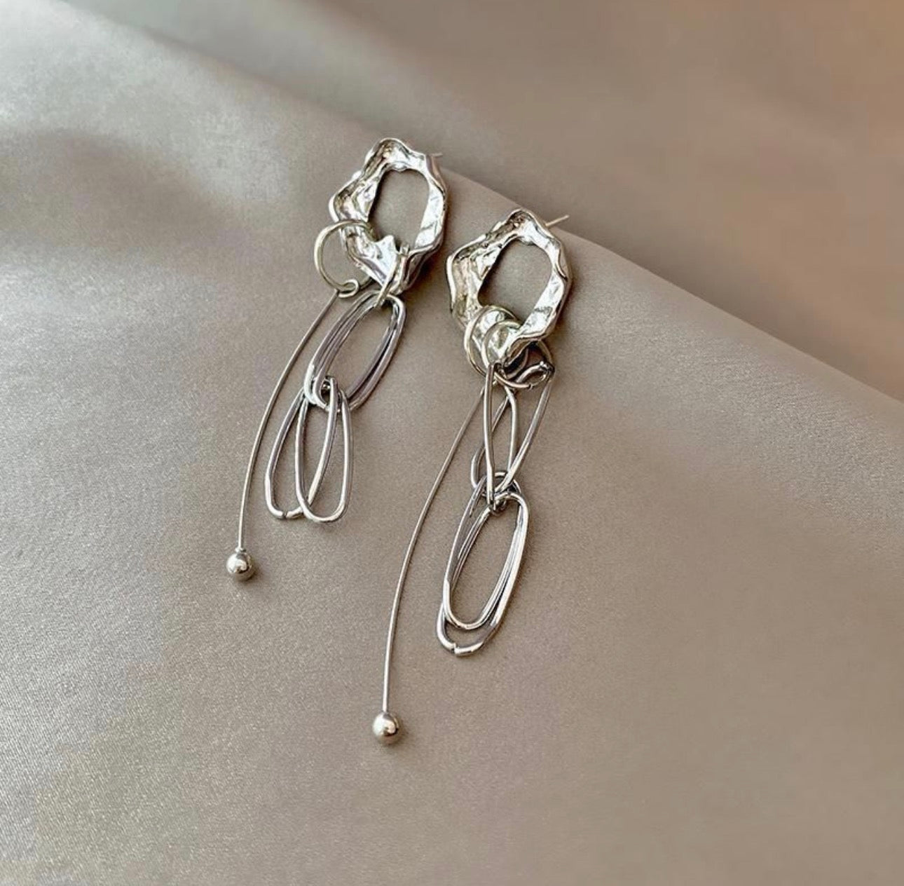Metal Irregular Long Tassel Earrings – Modern Statement Jewelry