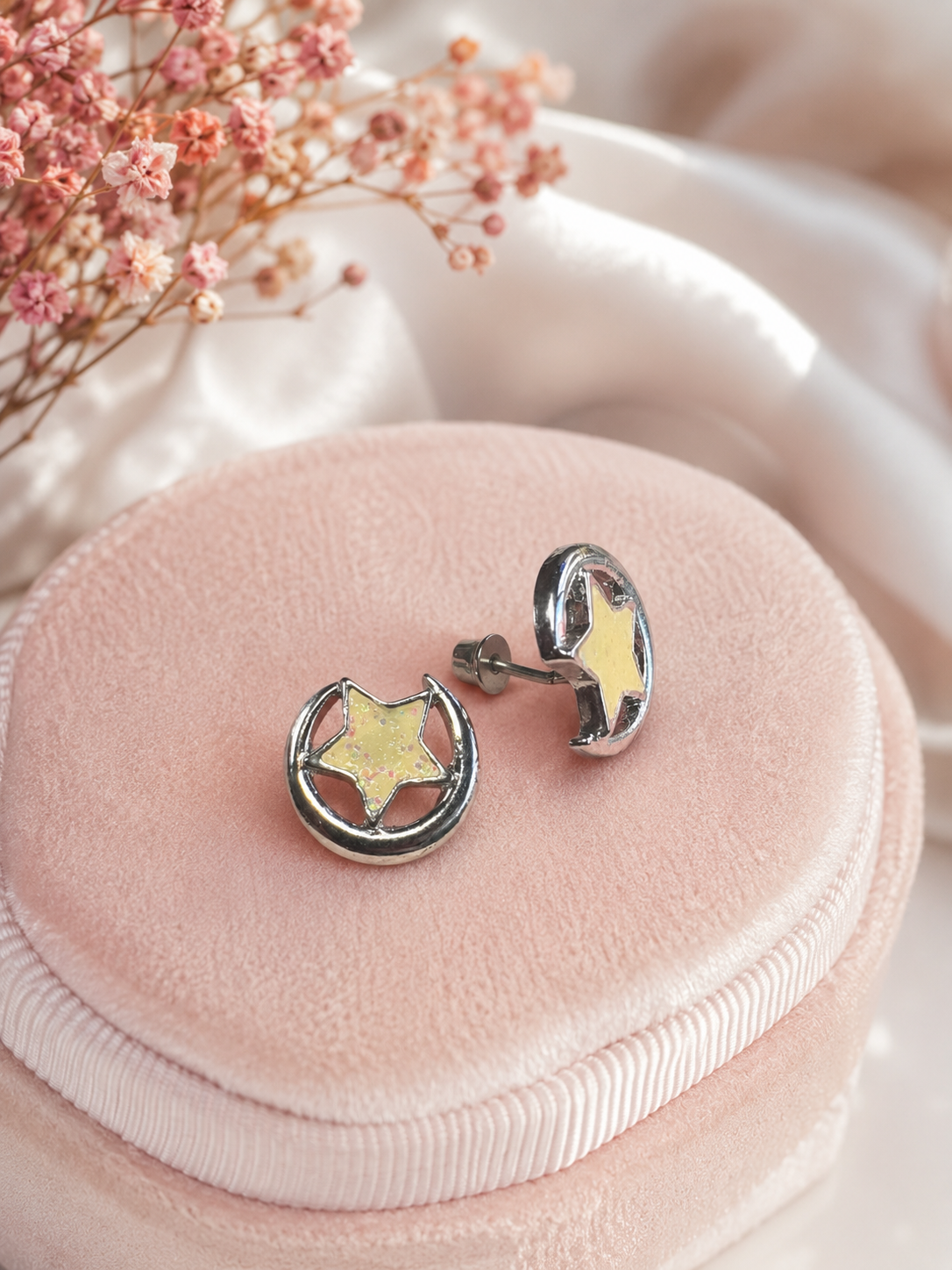 Sparkling 1.5cm Stainless Steel Star Stud Earrings