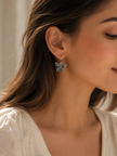 Elegant 2.5cm Silver-Tone Filigree Butterfly Drop Earrings