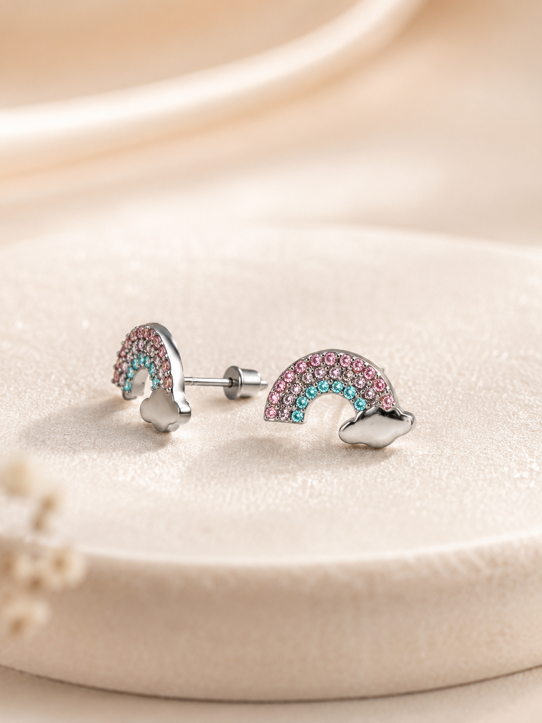Sparkly 1.5cm Silver-Tone Rhinestone Rainbow & Cloud Stud Earrings