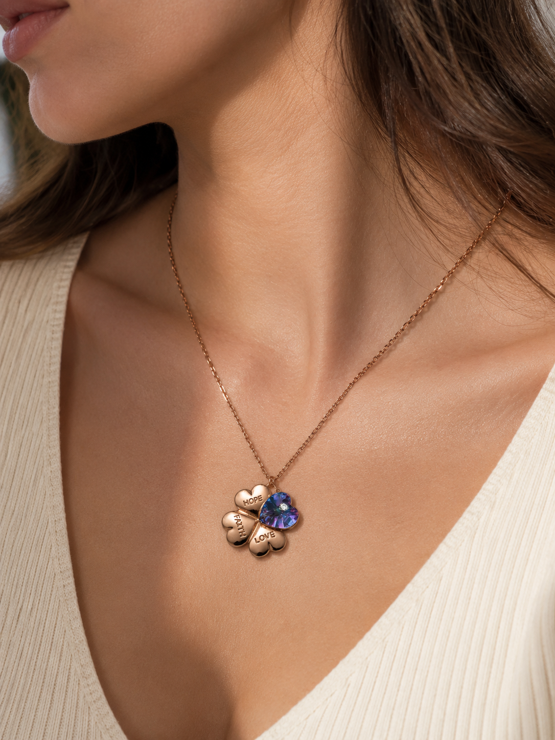 Faith Hope Love Clover Necklace 17 Inch – Sparkling Crystal Heart Pendant