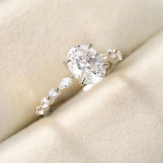 925 Sterling Silver Engagement Ring – Round Cut Solitaire Ring for Women