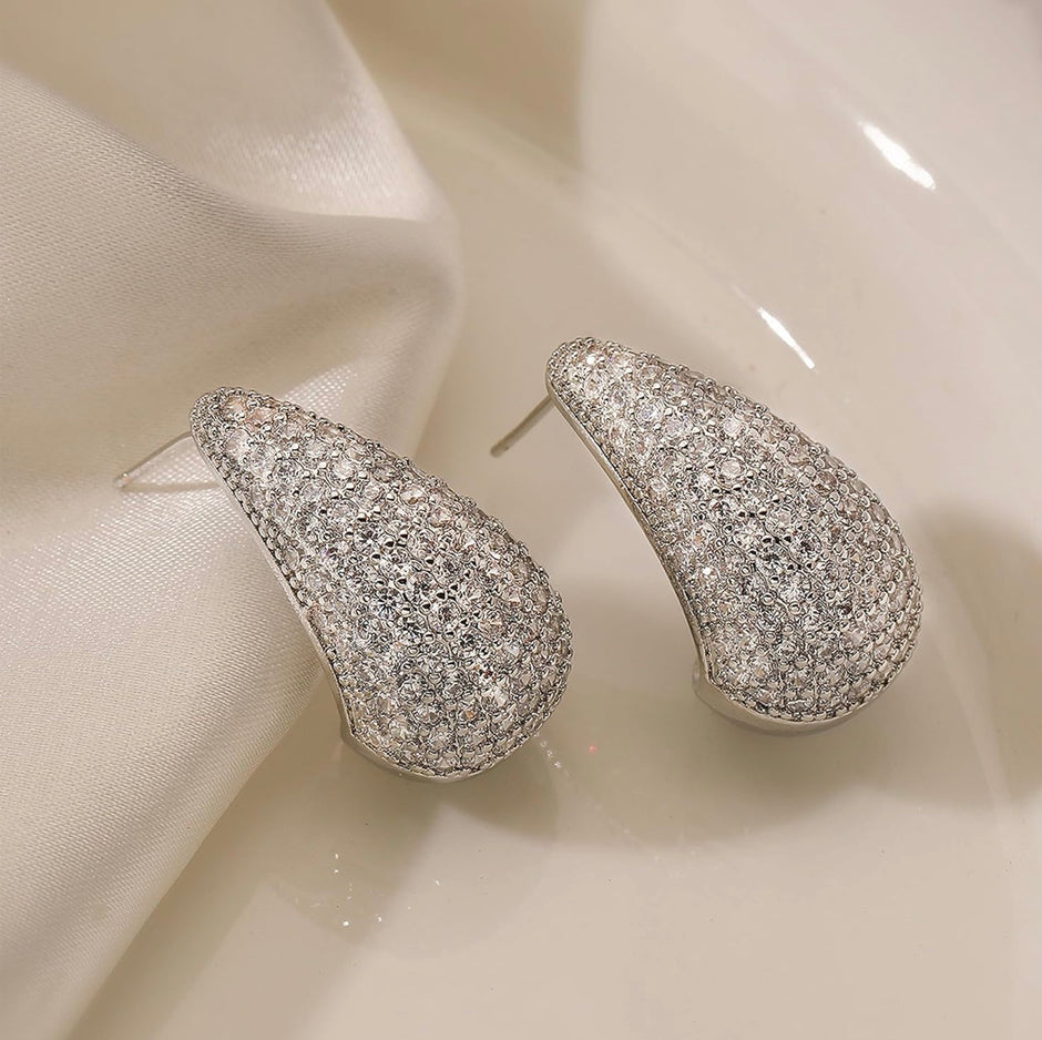 Elegant Sparkling Teardrop Earrings – Stainless Steel