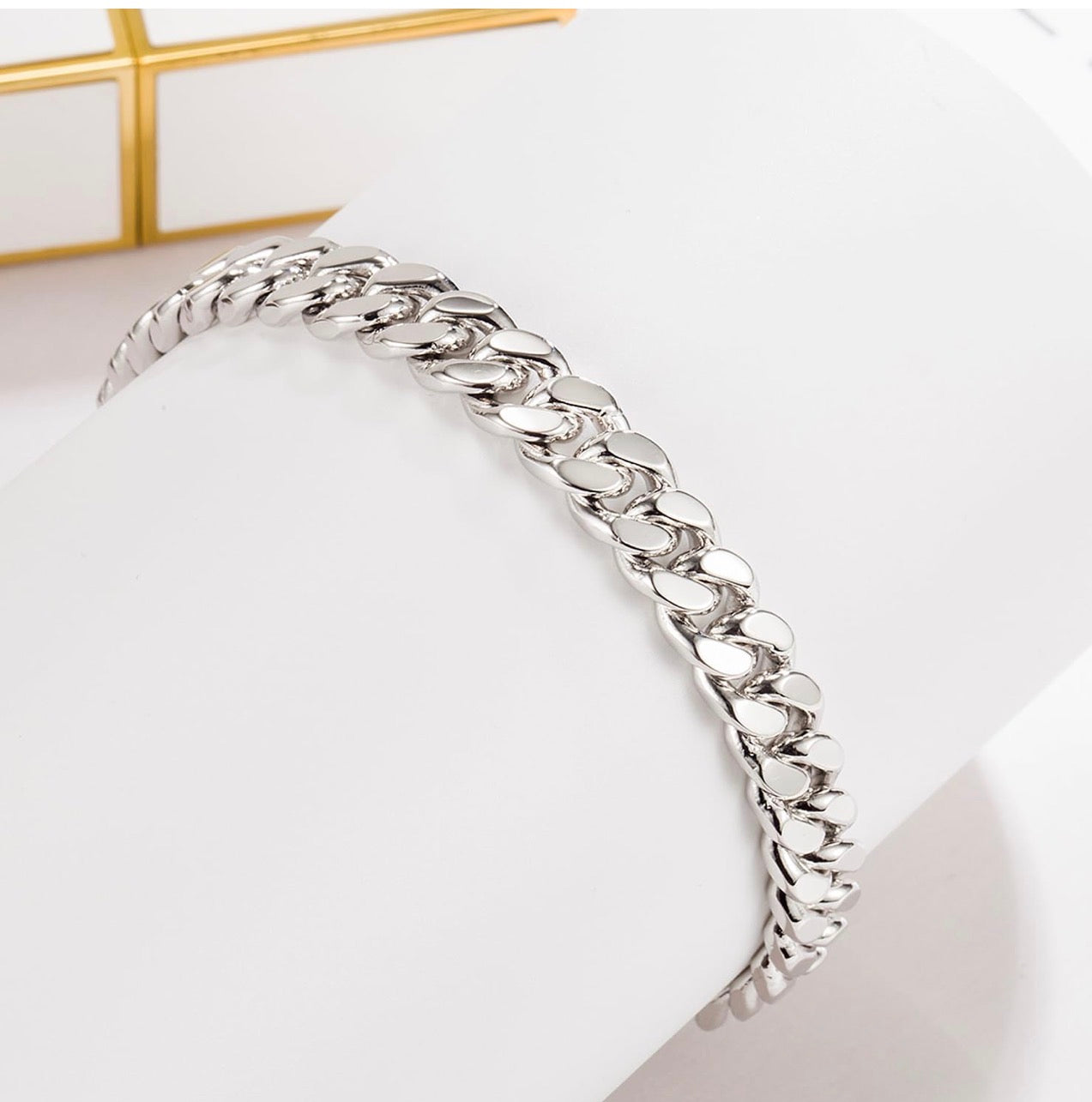 Cuban Link Chain Bracelet