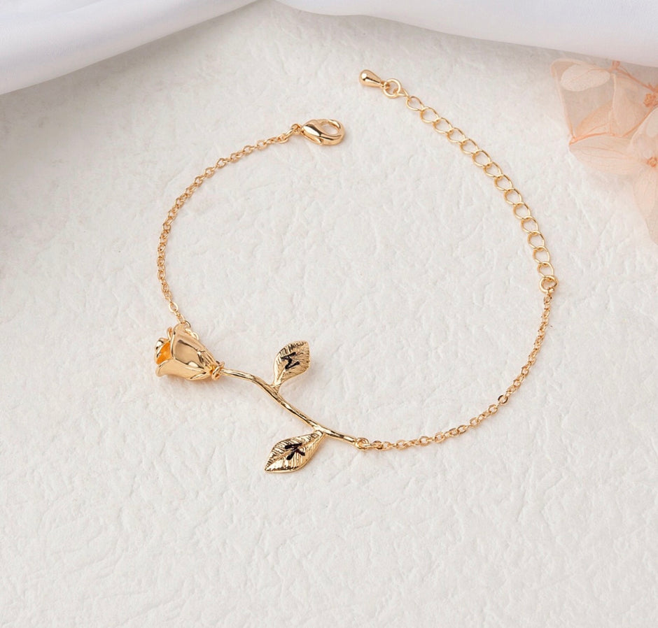 Dainty Rose Charm Anklet – Elegant Stainless Steel Bracelet for Her