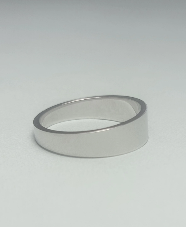 14K White Gold Ring
