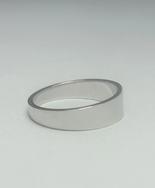 14K White Gold Ring