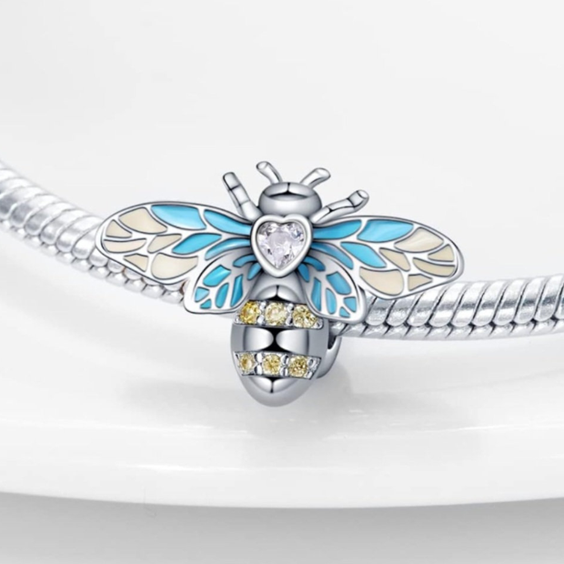 Sparkling Blue Winged Honeybee Charm – Elegant 925 Silver Gift