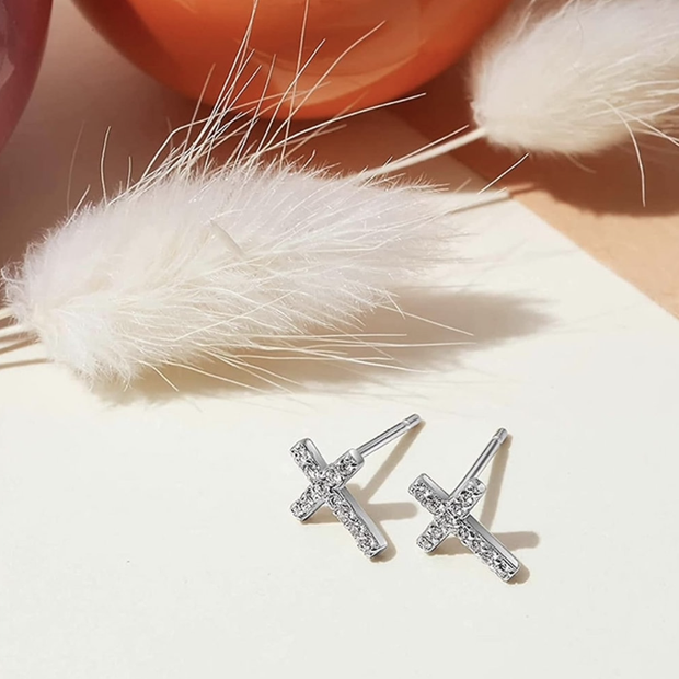 Sparkling Silver Cross Stud Earrings – Elegant Everyday Faith Jewelry