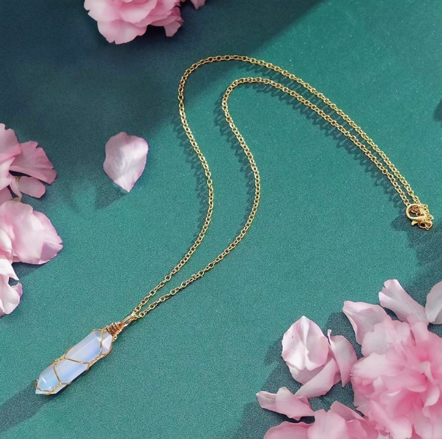 Quarts Crystal Stailnless Steel Necklace