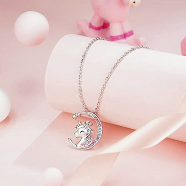 Cute 0.9" Unicorn Pendant – 18-Inch Adjustable Steel Necklace