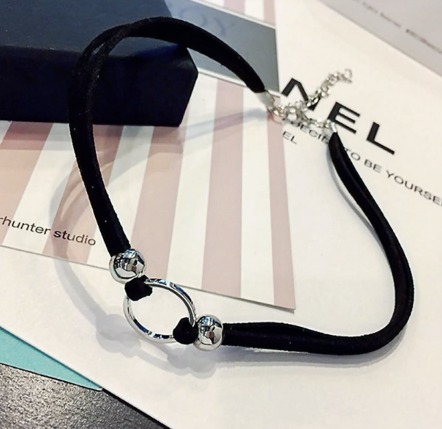 Black Choker Velvet  Necklace With Circle Pendant