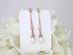 Refined Pearl & Crystal Dangle Earrings – Vintage-Inspired Accessory