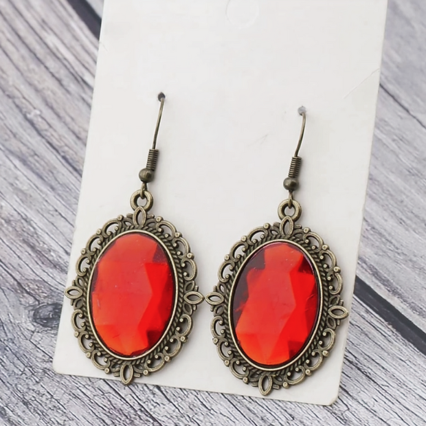 Vintage Gothic Teardrop Earrings – Red Glass Statement Jewelry
