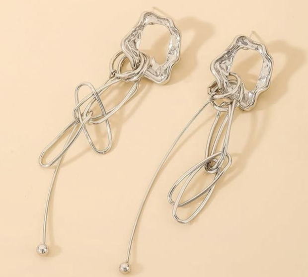 Metal Irregular Long Tassel Earrings – Modern Statement Jewelry
