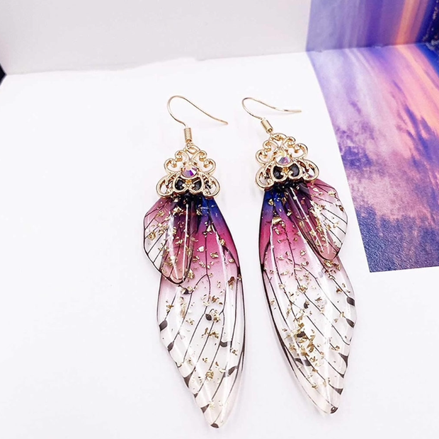 Butterfly Wing Drop Earrings – Elegant Nature-Inspired Jewelry