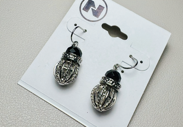 Unique Insect-Inspired Stud Earrings – Sophisticated Modern Jewelry