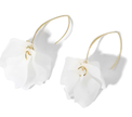 Boho Flower Hoop Earrings – Elegant 18K Gold-Plated Floral Jewelry