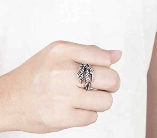 Dragon Claw Resizable Ring