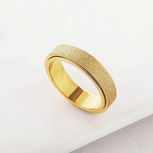 Minimalist 0.24" Gold-Plated Spinner Ring – Stress Relief Style